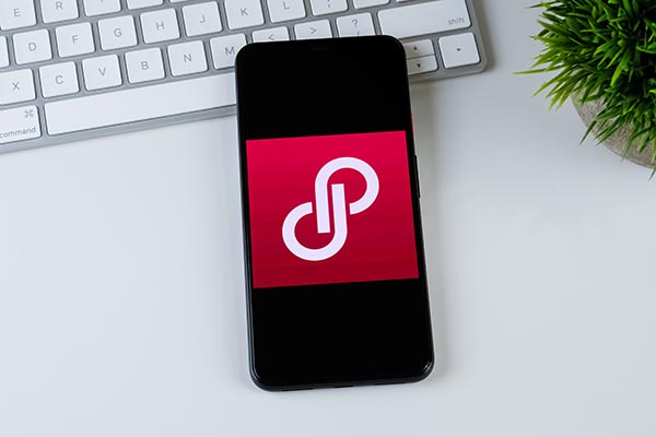 Does Poshmark’s Overperforming Portend a Shift for the Apparel Industry?