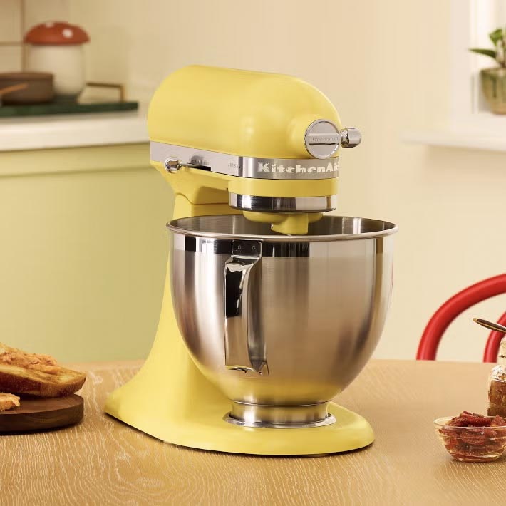 Around the Web: Of Mixers, Menus, and Memory