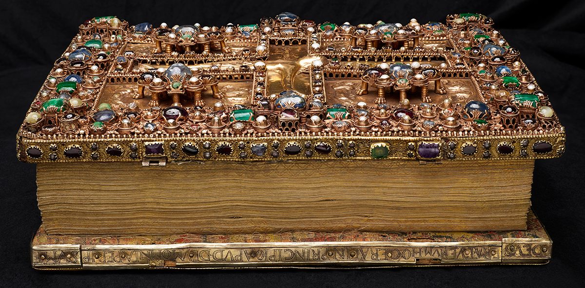 Around the Web: Of Books and Binding