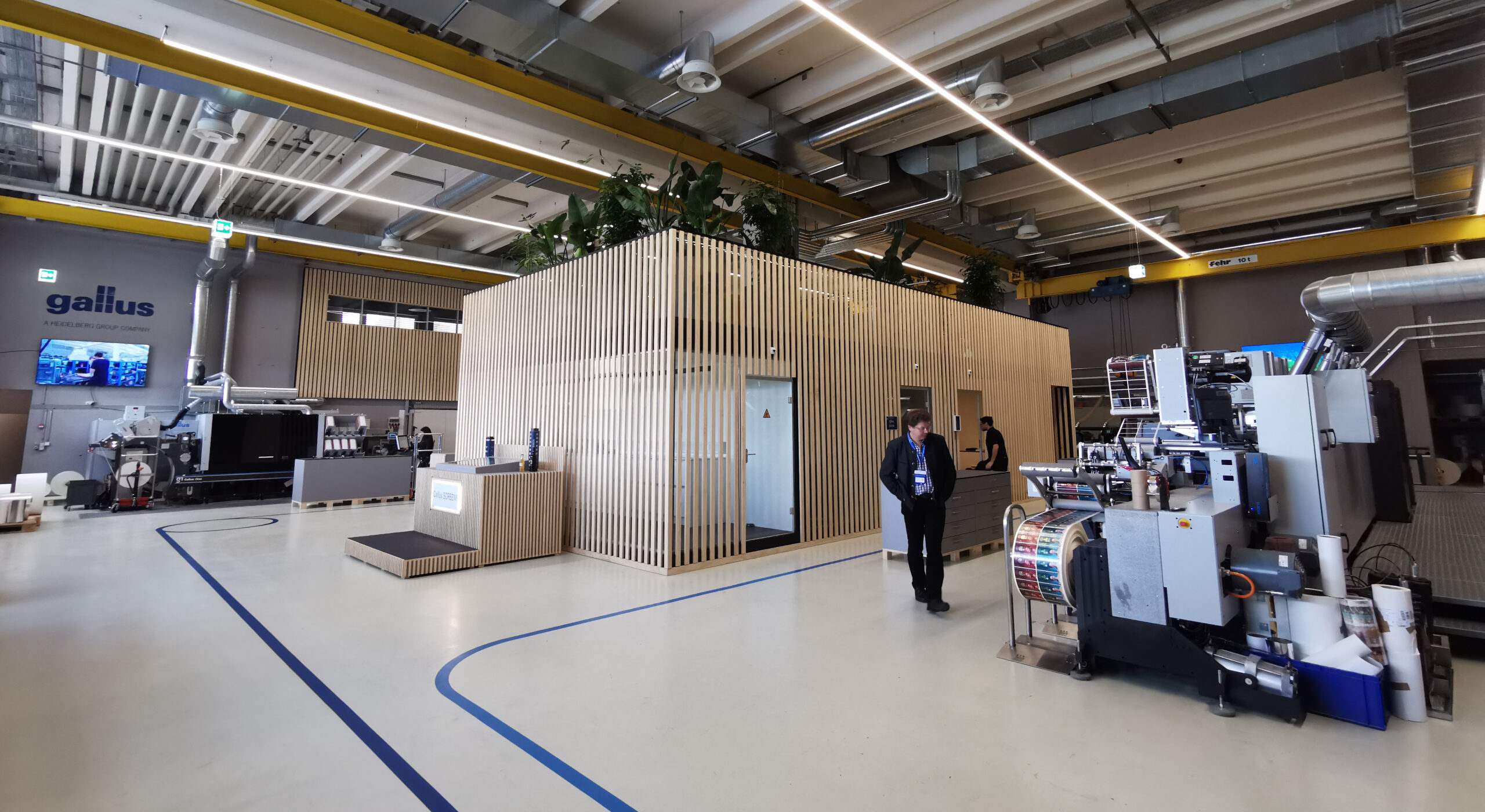 Gallus Experience Centre with Gallus One and Labelfire 340 (right)